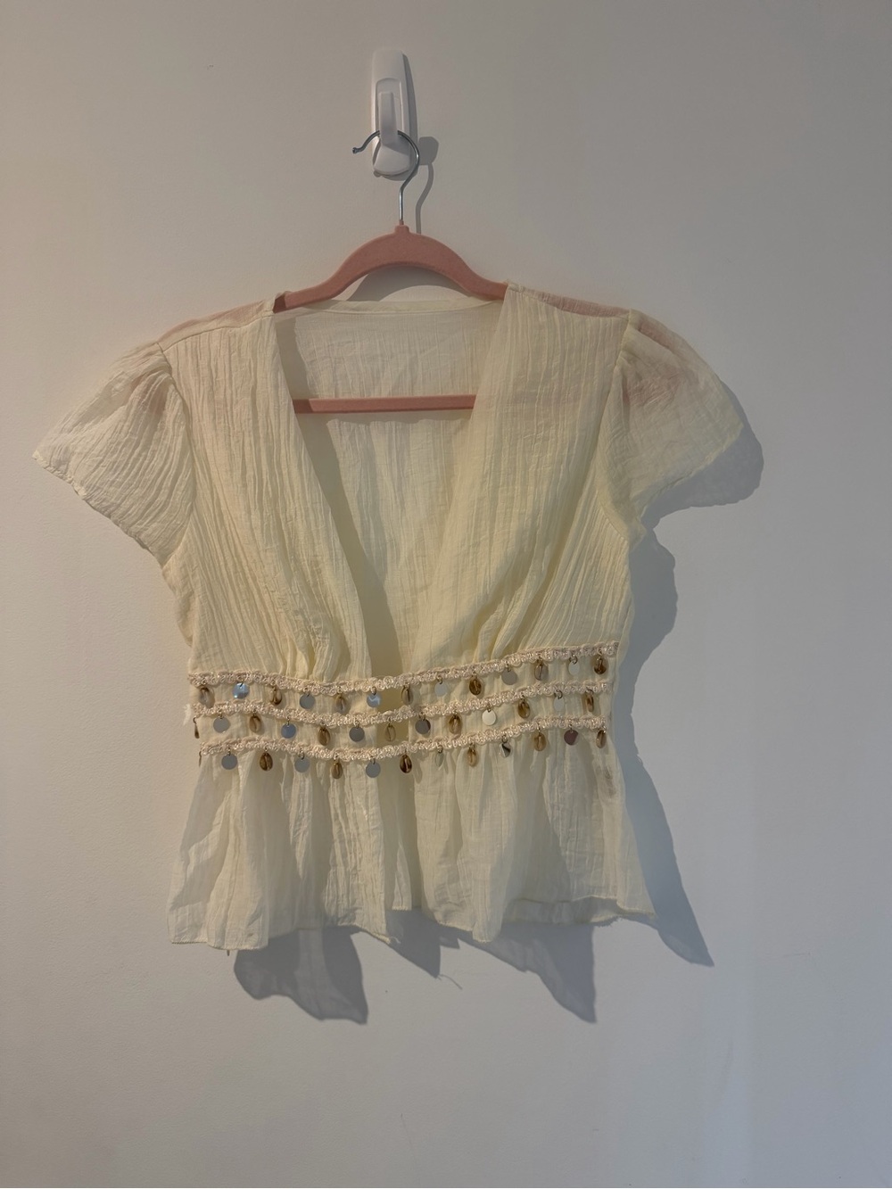 Light Yellow V-Neck Short Sleeve Women's Top - Picture 3 of 5